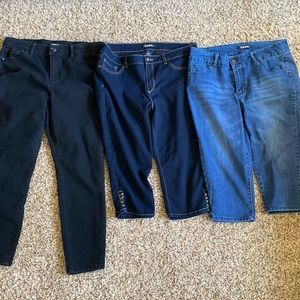 3 pairs D jeans (1) pair 2 pairs capris all 12